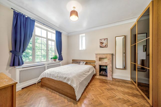 24, Muswell Hill Road, London photo 3