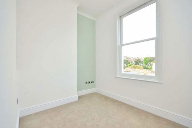 62C, Norwood Road, London photo 3