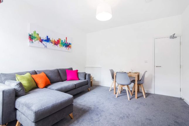3 Bedroom Houses To Let In Salford Greater Manchester
