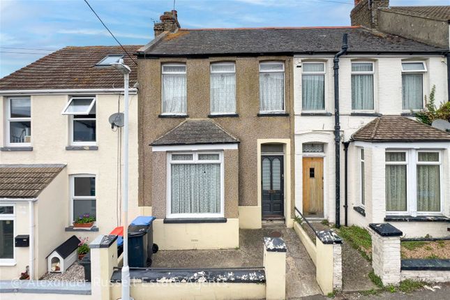 Terraced house for sale in Hengist Avenue, Margate