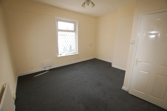 40a, Church Street, Bolton photo 5