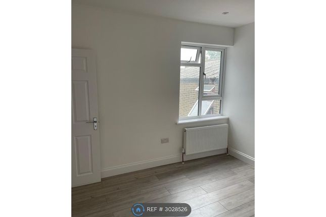 Clarence Road, Grays photo 5