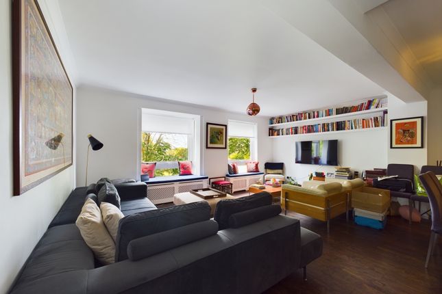 Thumbnail Property to rent in Constable Walk, College Road, London
