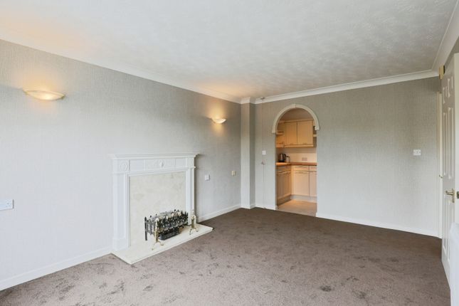 Flat 12, Bredon Court,, Station Road, Worcestershire photo 4