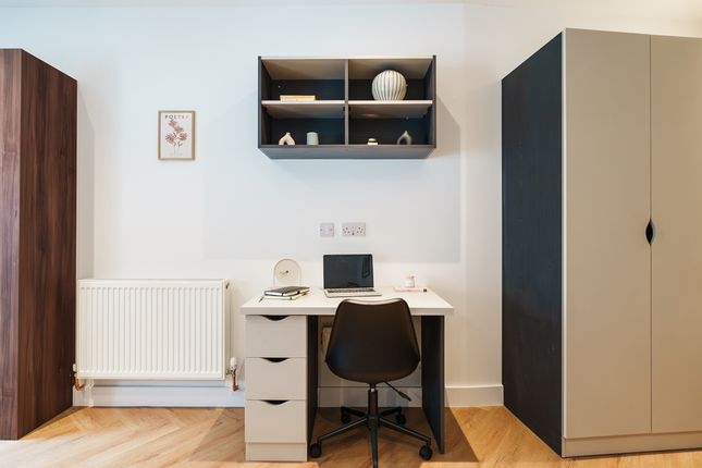 Studio flat on Apt 303, 23 Butts Court, 23 Butts Court Butts Court, Leeds, £1,207/mo