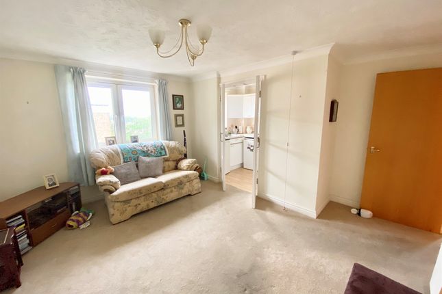 Flat for sale in Holland Road, Hove