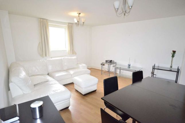 45 Annes Court, Palgrave Gardens, London photo 3