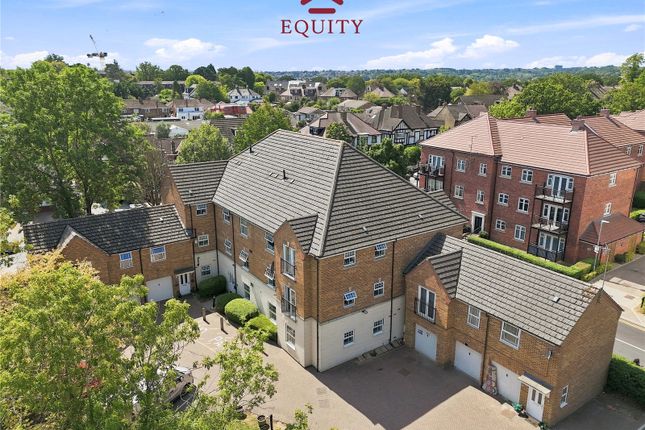 6, Weller Mews, Enfield photo 2