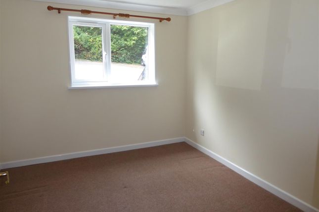 4, Rena Hobson Court, Devon photo 5