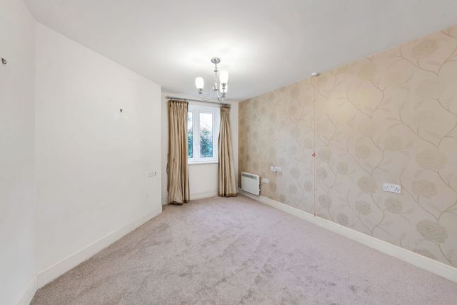 6 Goodes Court, Royston photo 4