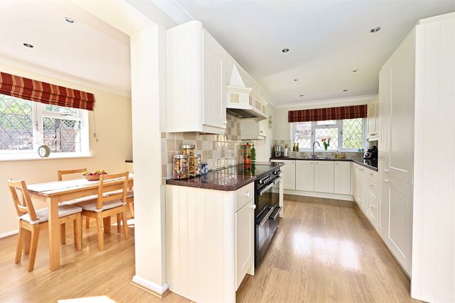 29, Four Acre Coppice, Hampshire photo 4