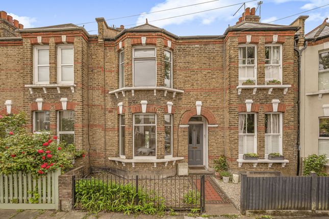49a, Silvester Road, London photo 2