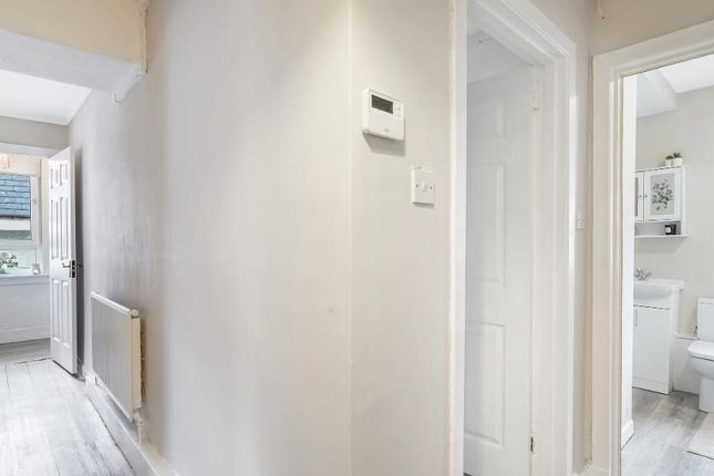 11, Woodlands Avenue, Gartcosh photo 4