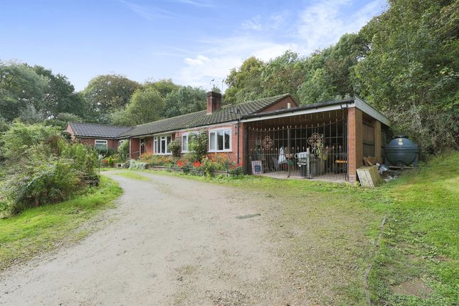 Thumbnail Detached bungalow for sale in Bowling Green Cottage Hillside, Martley, Worcester