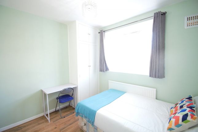 Mackay House,, London photo 3