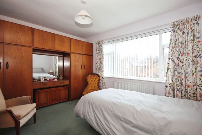 Flat for sale in Rugby Road, Leamington Spa