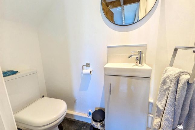 Dalton Cottage, 1, Heol Llansaint, Kidwelly photo 3