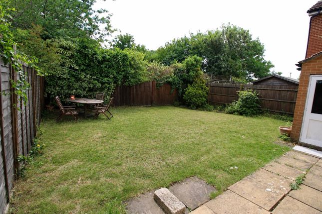 11, Sage Road, Reading photo 4