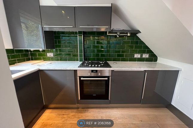Flat to rent in Basing Street, London