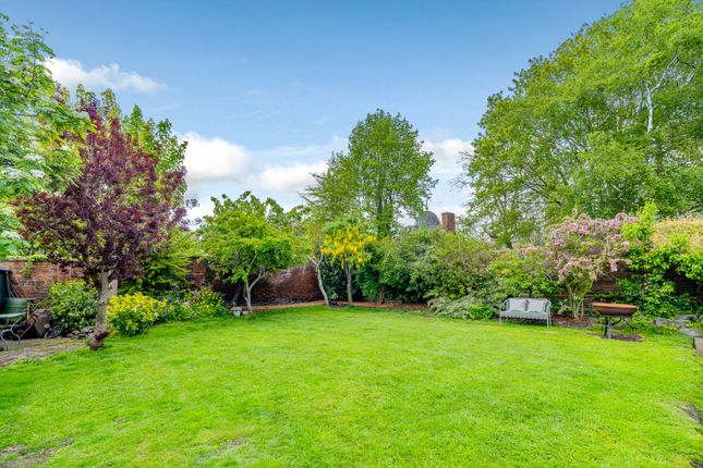 17, Swan Hill, Shropshire photo 3