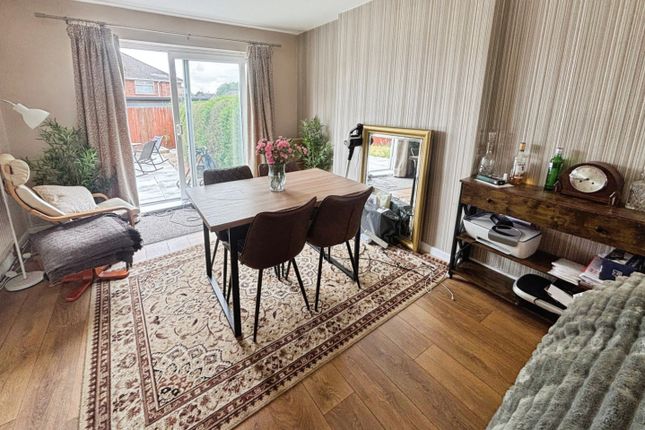 36, Heapham Road, Gainsborough photo 3