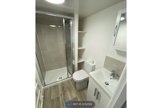 Flat D, Kenton Road, Harrow photo 3
