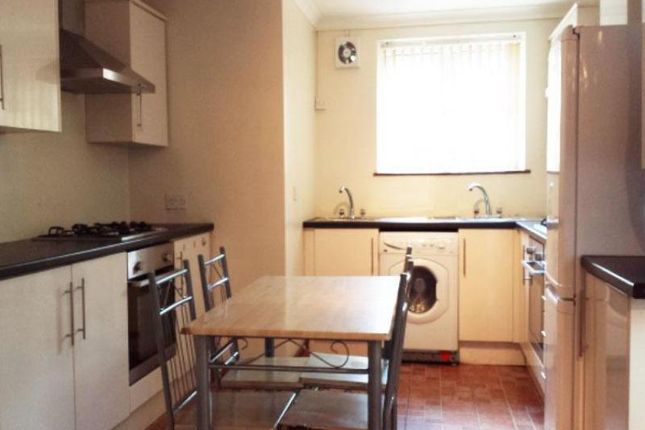 7 Bedroom Terraced For Rent