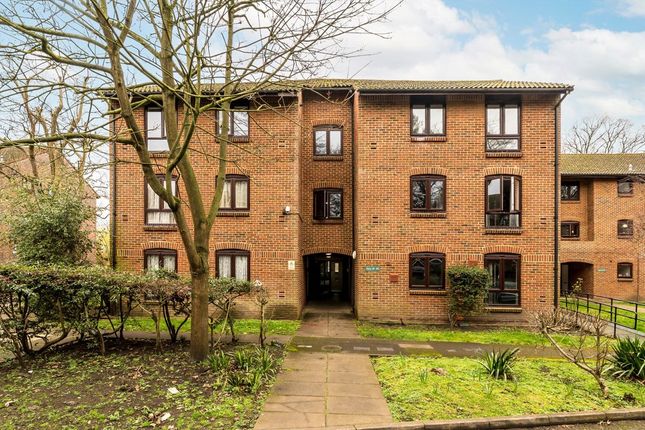 2-bed flat on 34, Claremont Grove, London, £425,000