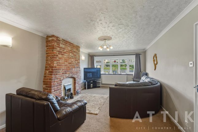 24, Chichester Road, Halesworth photo 2
