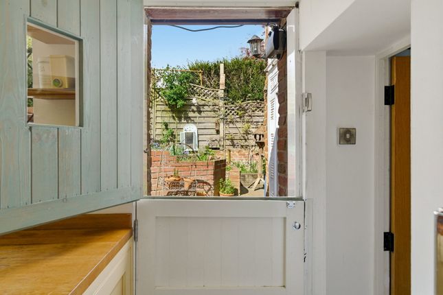 20, Mount Pleasant Road, Saffron Walden photo 3