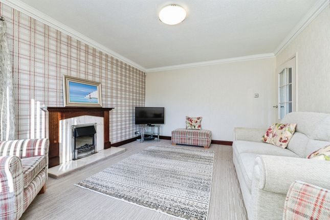 4, Highview Close, BARNSLEY photo 4