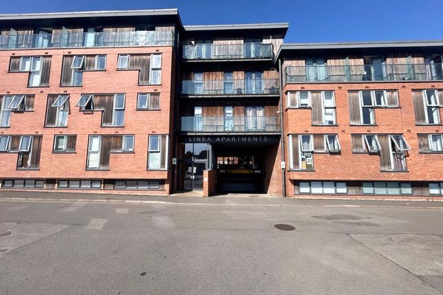 Flat for sale in Dunstall Street, Scunthorpe