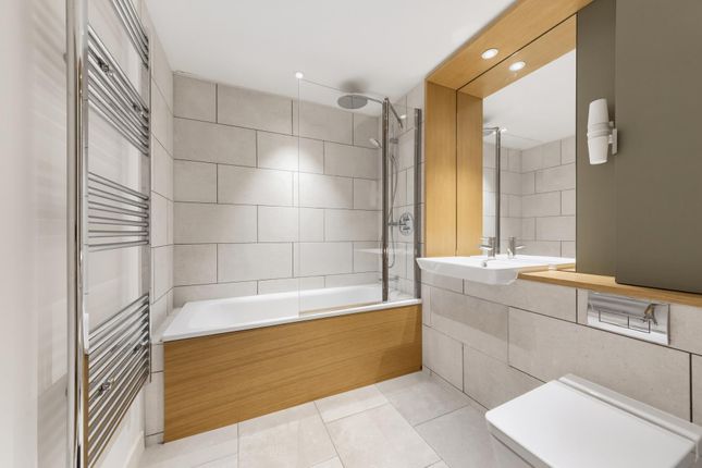 Flat 21 23, Maud Street, London photo 4