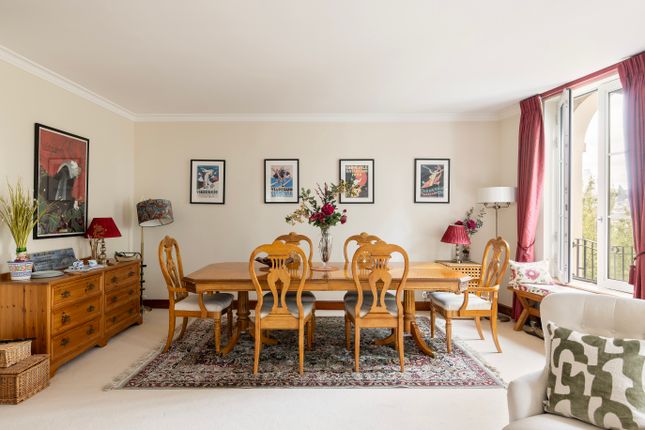 Flat for sale in Villiers Street, London