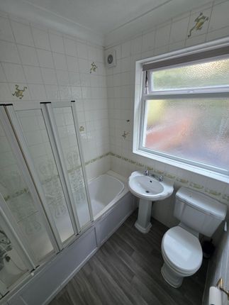 Flat A 737 , Oxford Road, Reading photo 4