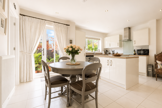 9, Telford Avenue, Ellesmere photo 2
