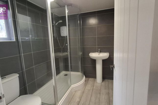 7, Pant Farm Close, Newport photo 4