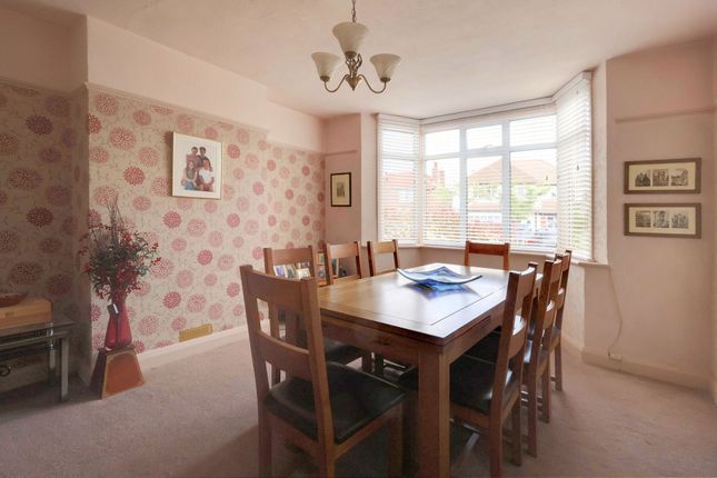 6 Devonshire Way, Croydon photo 3