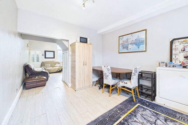 34, Moat Road, Leicester photo 2