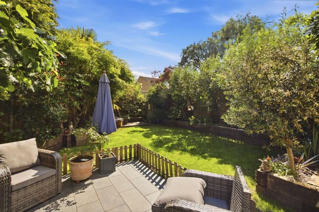 1 Normandy Close, Warwick photo 4