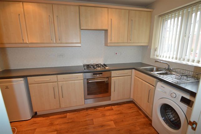 63, Drake Avenue, Manchester photo 3