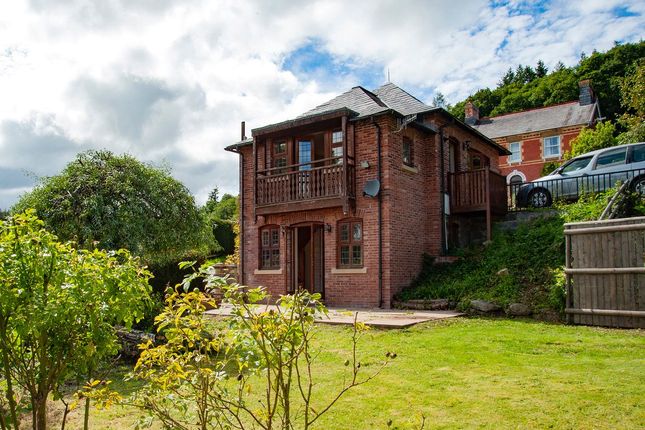 Thumbnail Detached house for sale in Woodlands Road, Llanidloes, Powys