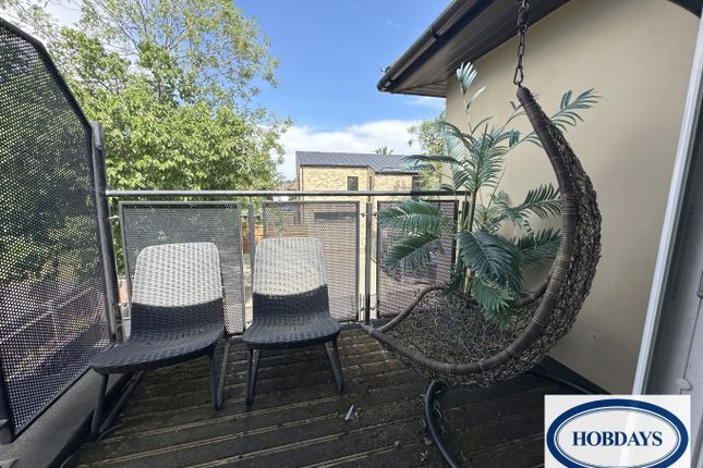 239 Mutton Lane, Potters Bar photo 4