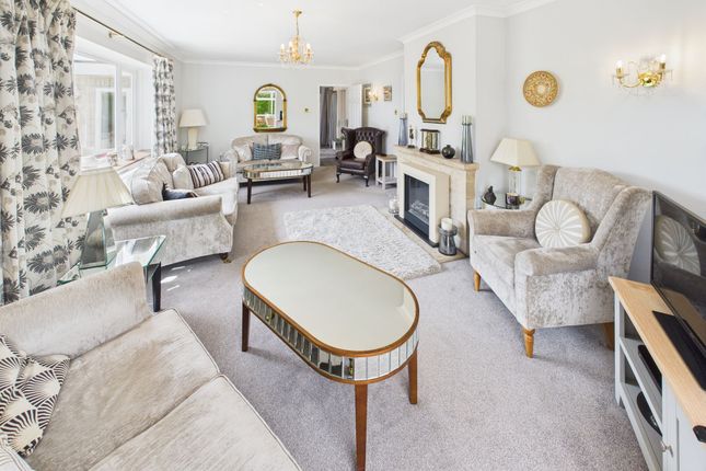 1 Meadow Close, Chipping Norton photo 2