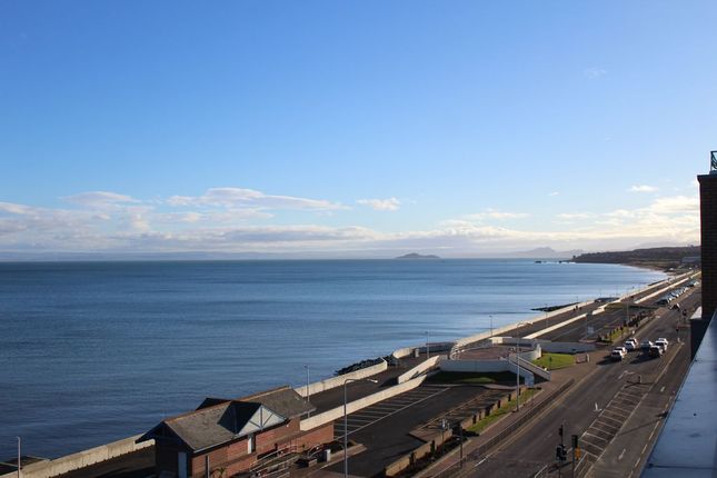 40, Cannon Court, Kirkcaldy photo 4