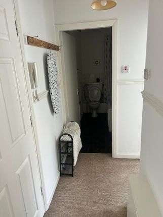 Flat 10 Glenholme, Whitehaven photo 5