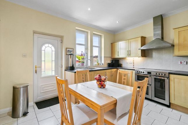 3, Balmeg Avenue, Glasgow photo 4