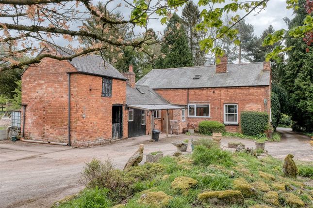 Thumbnail Cottage for sale in Priory Road, Dodford, Bromsgrove