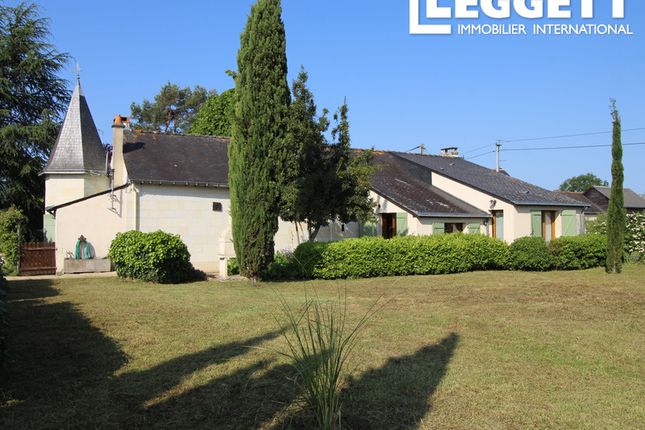 Villa for sale in Gennes-Val-De-Loire, Maine-Et-Loire, Pays De La Loire