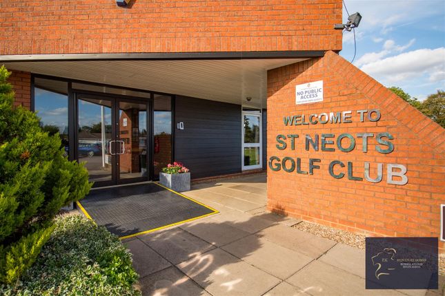 St Neots Golf Club..